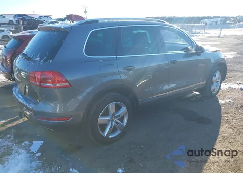 2012 Volkswagen Touareg Vr6 Lux z USA, uszkodzony, nr VIN WVGFF9BP0CD002184